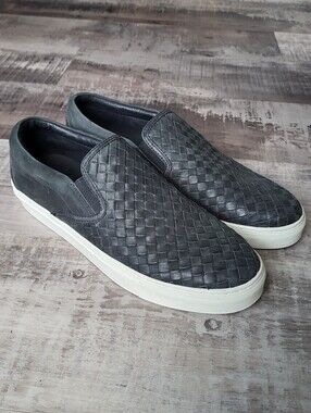 J Slides NYC Mens 10 Woven Leather Slip On Sneakers Basketweave Casual Black